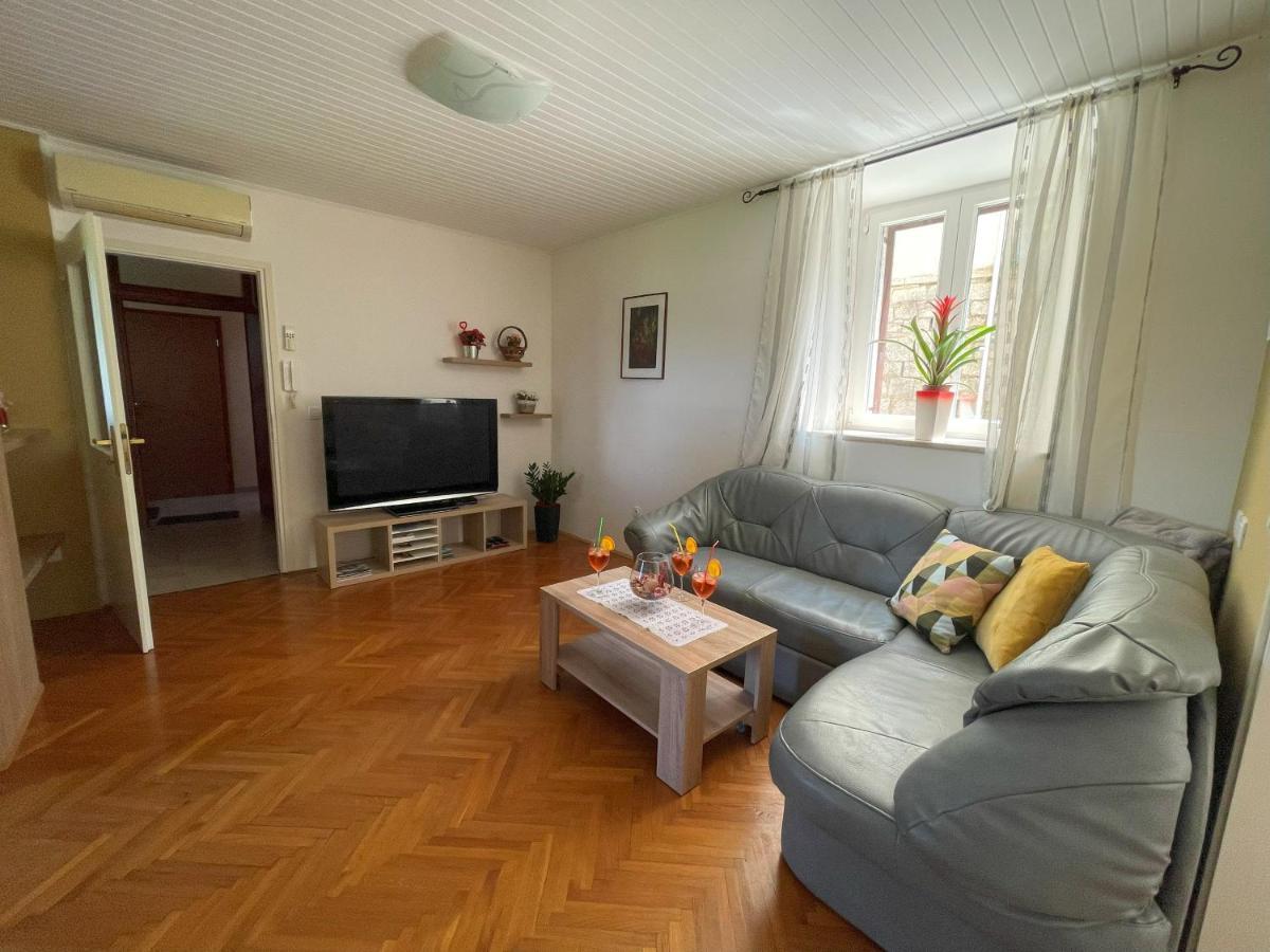 Apartment Kastel Pazin Exterior foto